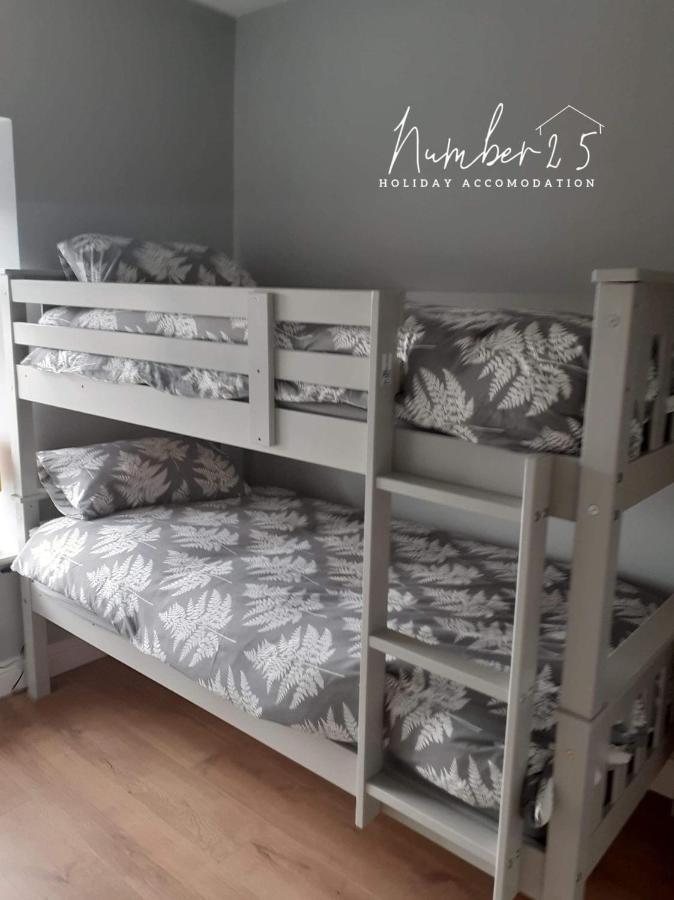 Number 25 Self Catering Apartments Ederney Ardess Eksteriør billede