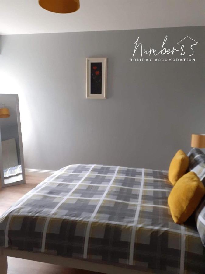 Number 25 Self Catering Apartments Ederney Ardess Eksteriør billede