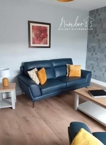 Number 25 Self Catering Apartments Ederney Ardess Eksteriør billede